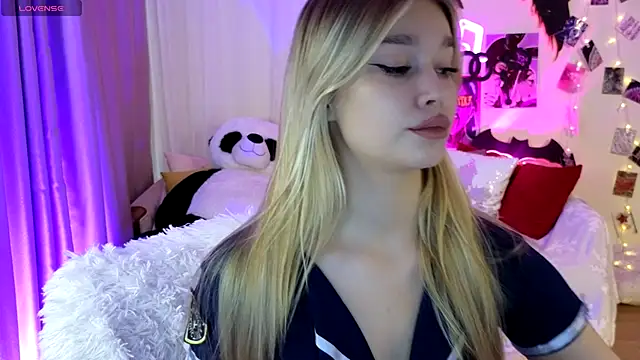 BattyMelody online show from 10/31/25, 10:12