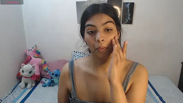 Pocahontas Princess  online show from 10/28/25, 02:05