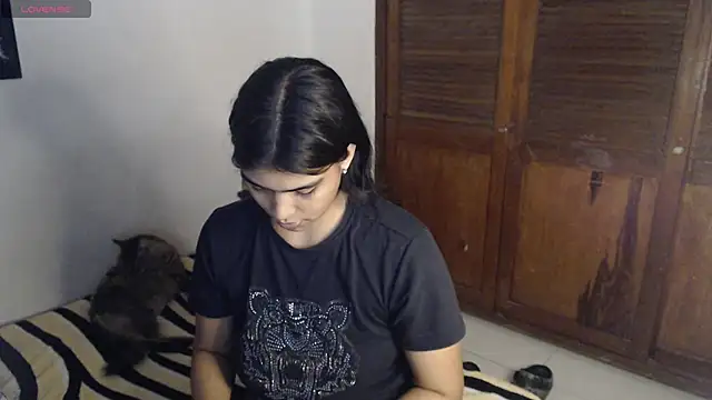 Pocahontas Princess  online show from 12/15/25, 05:35