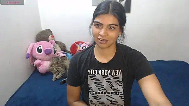Snapshot of Pocahontas_Princess_ chatting on 04/29/26, 05:41 Pocahontas Princess online show from 04/29/26, 05:41