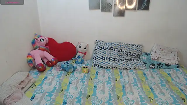 Pocahontas Princess  online show from 12/21/25, 05:09