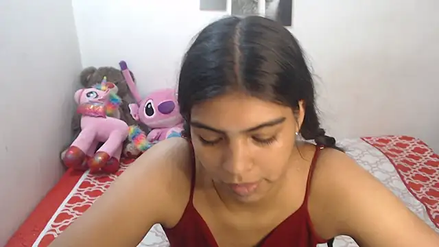 Snapshot of Pocahontas_Princess_ chatting on 04/27/26, 01:42 Pocahontas Princess online show from 04/27/26, 01:42