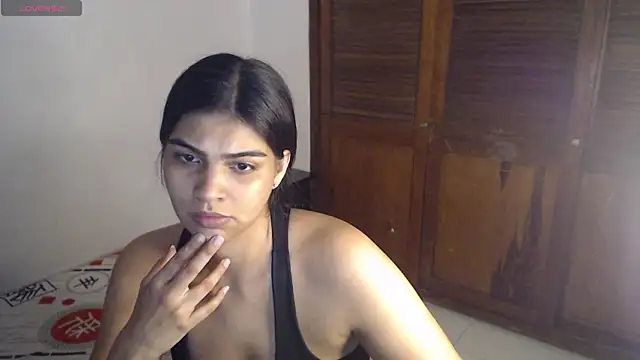 Pocahontas Princess  online show from 11/05/25, 03:09