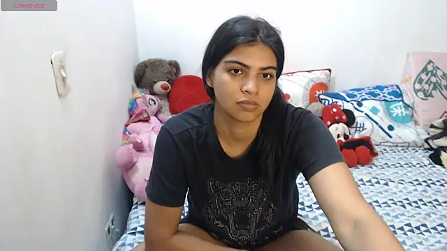 Snapshot of Pocahontas_Princess_ chatting on 06/27/26, 10:27 Pocahontas Princess online show from 06/27/26, 10:27