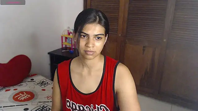 Snapshot of Pocahontas_Princess_ chatting on 05/18/26, 03:50 Pocahontas Princess online show from 05/18/26, 03:50