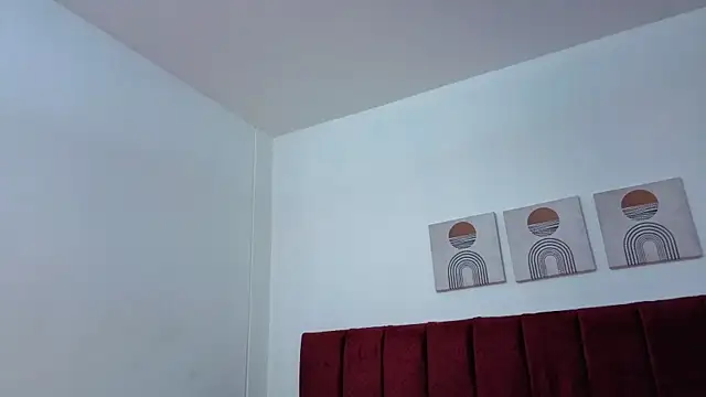 selena castillo online show from 11/14/25, 12:09