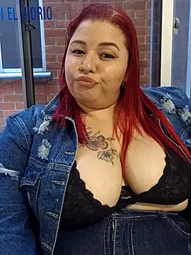 selena castillo online show from 10/12/25, 05:47