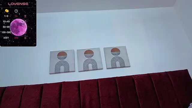 selena castillo online show from 11/11/25, 12:00