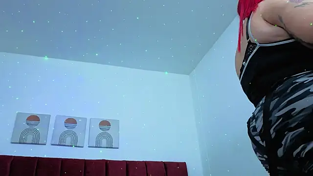 selena castillo online show from 10/16/25, 11:18