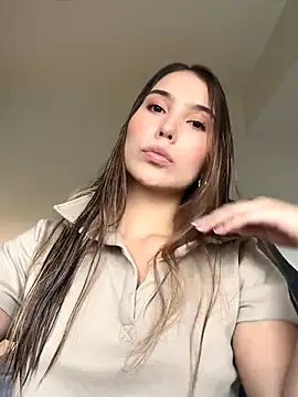 Snapshot of SophieRaily_ chatting on 09/30/25, 07:53 SophieRaily online show from 09/30/25, 07:53
