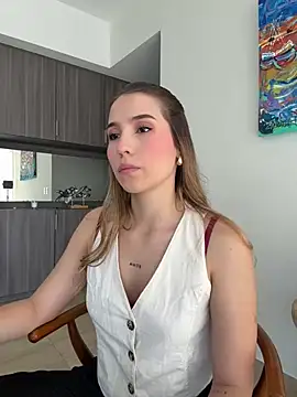 Snapshot of SophieRaily_ chatting on 03/13/25, 06:23 SophieRaily online show from 03/13/25, 06:23