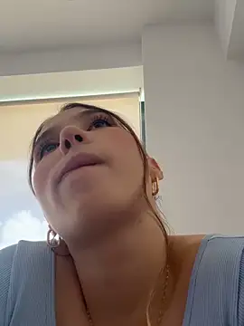 Snapshot of SophieRaily_ chatting on 09/25/25, 08:04 SophieRaily online show from 09/25/25, 08:04