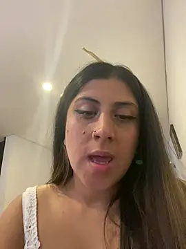 girl anni online show from 02/25/25, 08:11