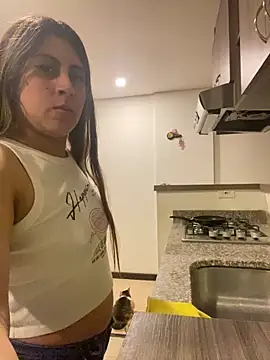 girl anni online show from 10/02/25, 12:58