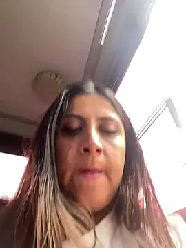 girl anni online show from 03/03/25, 06:24