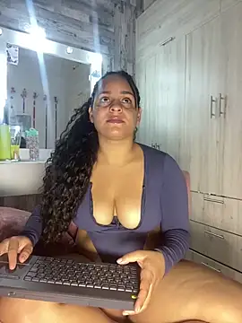 Violetrousse online show from 03/09/26, 06:55