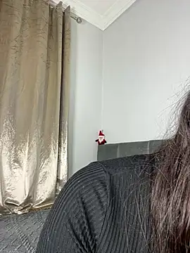 Snapshot of Meryem_Queen chatting on 03/27/26, 11:16 Meryem Queen online show from 03/27/26, 11:16