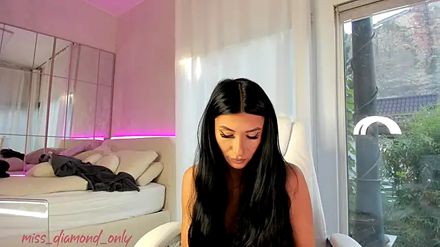 Snapshot of missdiamond_ chatting on 10/20/25, 06:26 missdiamond online show from 10/20/25, 06:26