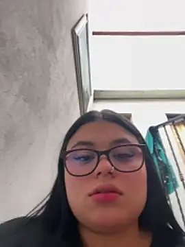 alissonfernandez  online show from 05/30/26, 09:31