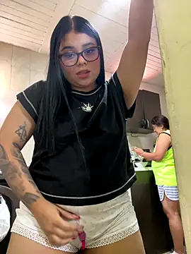 alissonfernandez  online show from 09/20/25, 02:33