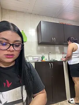 alissonfernandez  online show from 09/11/25, 08:53