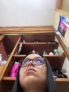 alissonfernandez  online show from 03/19/26, 07:58