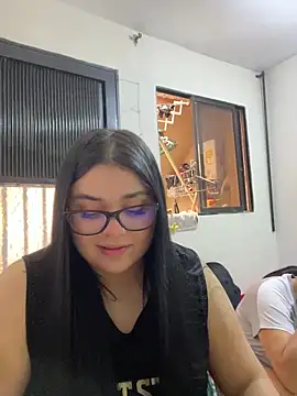 Snapshot of alissonfernandez_ chatting on 06/26/26, 07:31 alissonfernandez online show from 06/26/26, 07:31