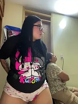 Snapshot of alissonfernandez_ chatting on 02/19/26, 11:01 alissonfernandez online show from 02/19/26, 11:01