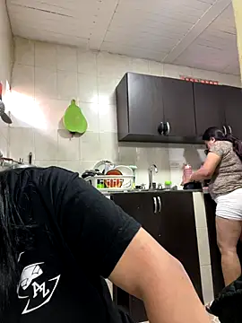 alissonfernandez  online show from 09/14/25, 09:04