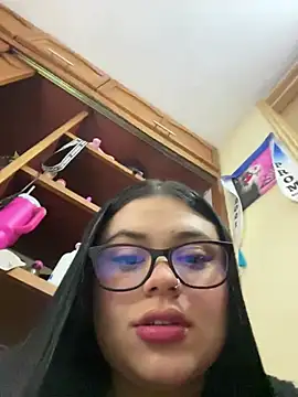 alissonfernandez  online show from 03/22/26, 07:26