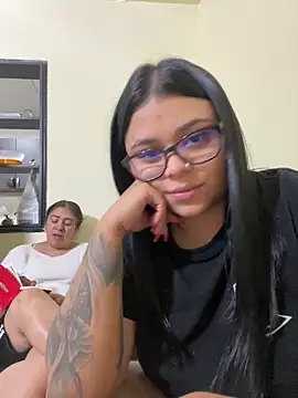 alissonfernandez  online show from 09/09/25, 11:14