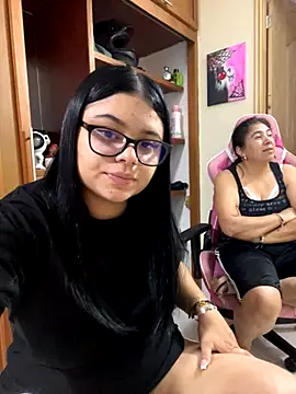 alissonfernandez  online show from 10/27/25, 05:47