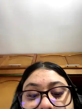 alissonfernandez  online show from 12/05/25, 11:31