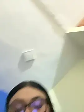 Snapshot of alissonfernandez_ chatting on 02/28/26, 01:16 alissonfernandez online show from 02/28/26, 01:16