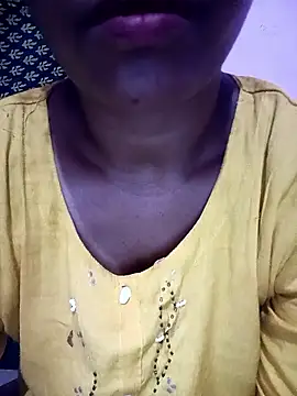 Snapshot of Villageammu18 chatting on 04/16/26, 04:30 Villageammu18 online show from 04/16/26, 04:30