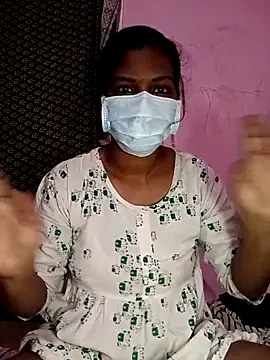 Snapshot of Villageammu18 chatting on 02/28/26, 10:26 Villageammu18 online show from 02/28/26, 10:26