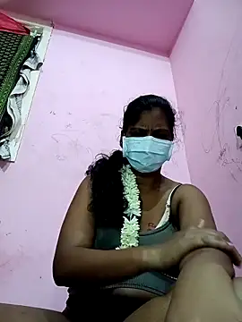 Snapshot of Villageammu18 chatting on 02/01/26, 08:45 Villageammu18 online show from 02/01/26, 08:45