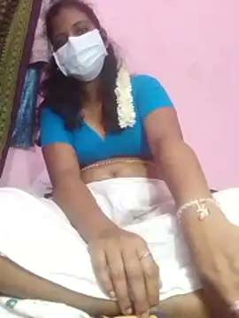 Snapshot of Villageammu18 chatting on 01/17/26, 05:05 Villageammu18 online show from 01/17/26, 05:05