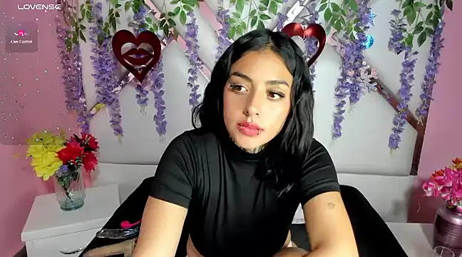 Snapshot of Lovely_celeste chatting on 03/18/25, 03:23 Lovely celeste online show from 03/18/25, 03:23