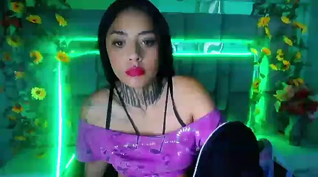 Snapshot of Lovely_celeste chatting on 02/15/25, 02:26 Lovely celeste online show from 02/15/25, 02:26
