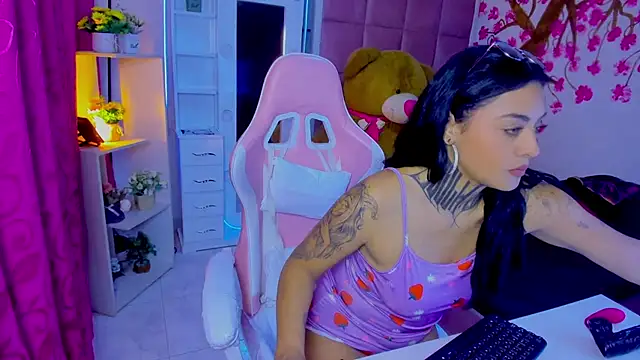 Snapshot of Lovely_celeste chatting on 07/09/26, 01:32 Lovely celeste online show from 07/09/26, 01:32