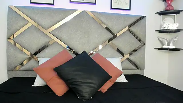 Snapshot of marian_pinzon chatting on 03/13/25, 03:11 marian pinzon online show from 03/13/25, 03:11