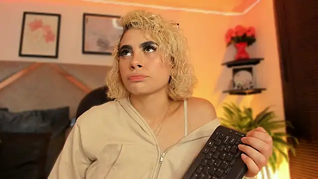 marian pinzon online show from 04/17/26, 07:06