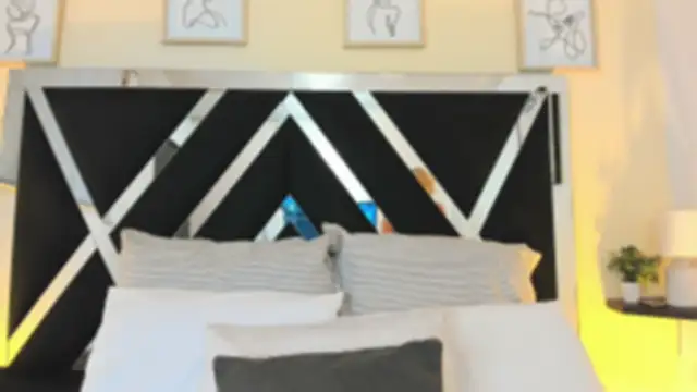 Snapshot of marian_pinzon chatting on 10/04/25, 02:35 marian pinzon online show from 10/04/25, 02:35