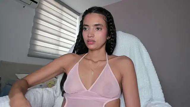 Ninamirley online show from 09/30/25, 01:39