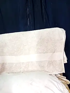 Aashixxx12 online show from 02/16/26, 10:51