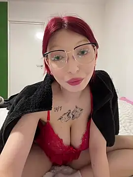 Snapshot of Alissa_kiss chatting on 02/11/25, 06:01 Alissa kiss online show from 02/11/25, 06:01