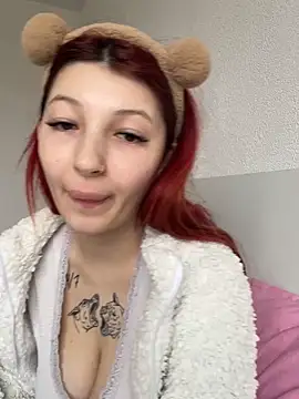 Snapshot of Alissa_kiss chatting on 03/02/25, 11:41 Alissa kiss online show from 03/02/25, 11:41