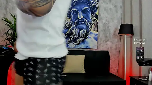 boyc022  online show from 09/13/25, 02:55