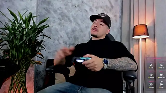 boyc022  online show from 03/17/26, 12:57